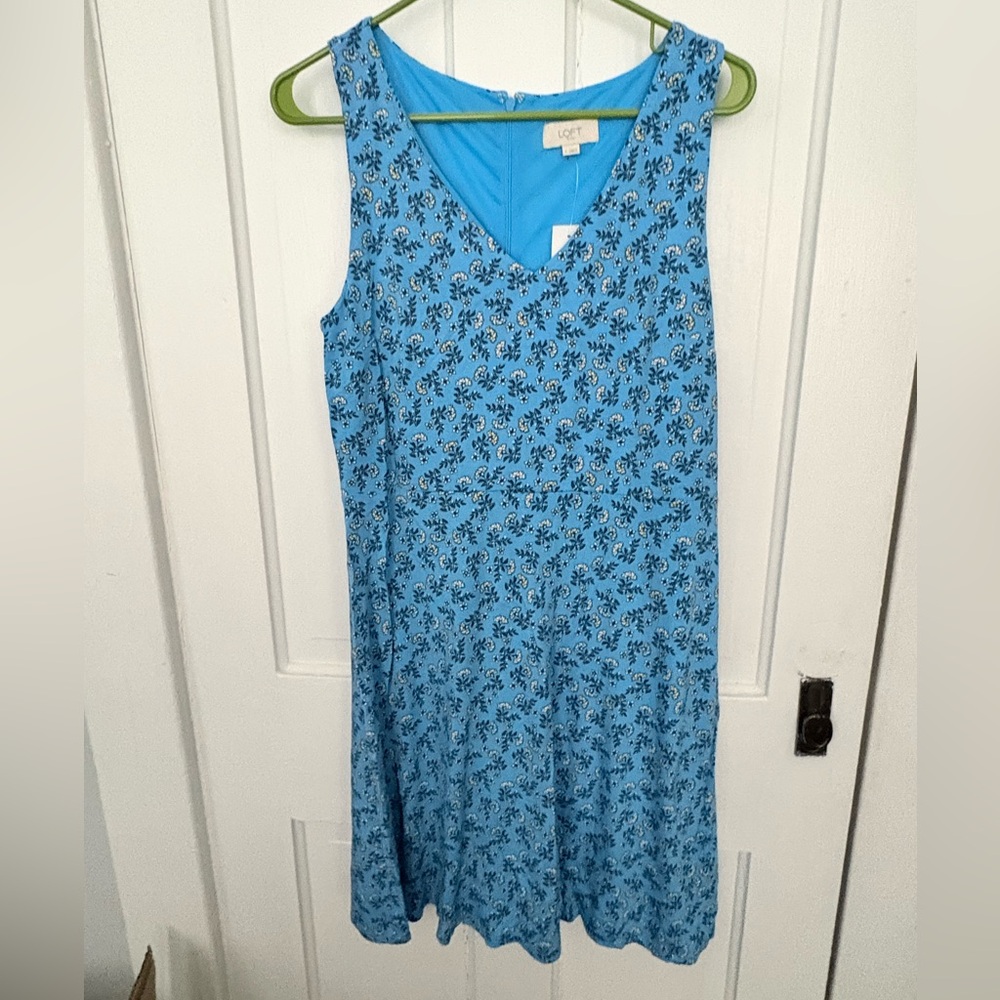 LOFT Light Blue Floral V-Neck Knee-length Dress